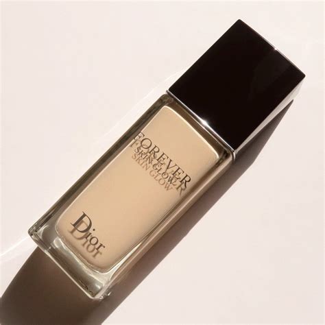 dior skin glowing foundation review|dior skin glow foundation shades.